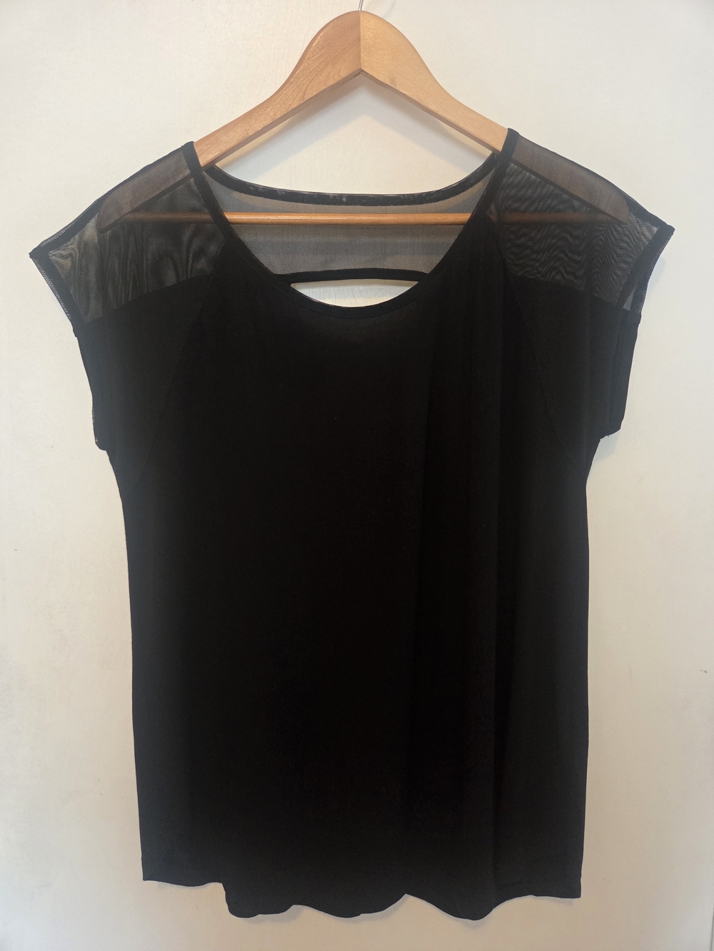 TAHARI Sheer Shoulder Top -SIZE L
